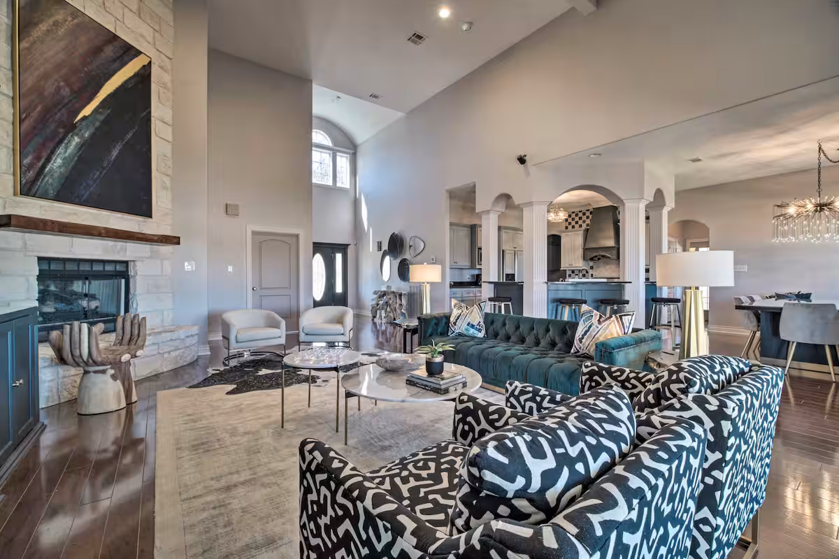 The Ranch House spacious vacation rental in Millican Texas near College Station for large groups